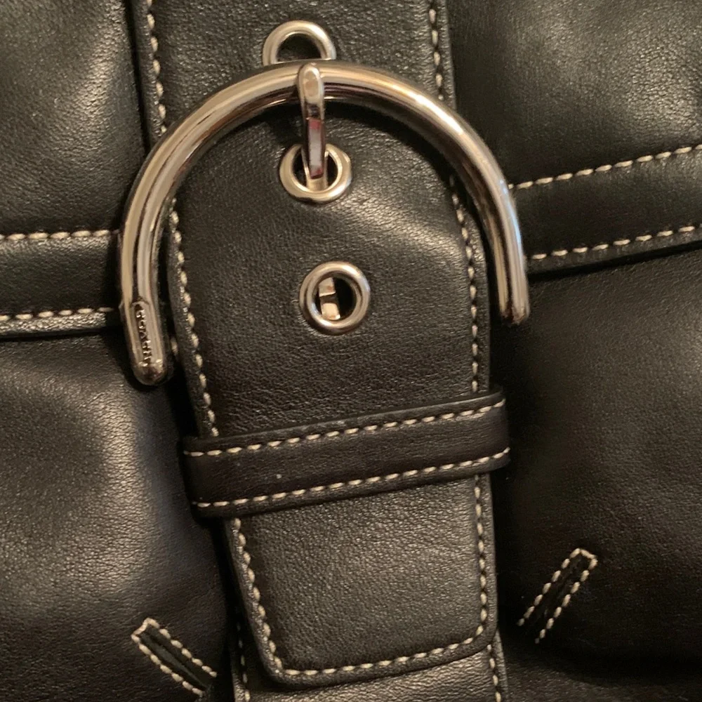 Coach Black Leather Shoulder Bag with Silver Accents - Picture 4 of 9